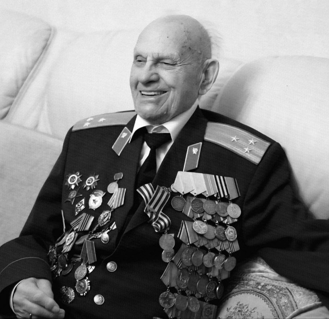 В Тверской области умер Спартак Сычёв — участник Великой Отечественной войны, который оставил в 1945 году автограф на стене рейхстага в Берлине, сообщила пресс-служба администрации региона