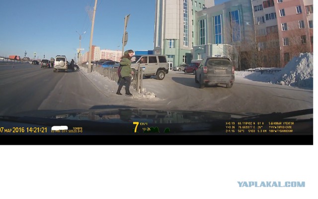 Угонщик в Новом Уренгое убил двух женщин, скрываясь от погони