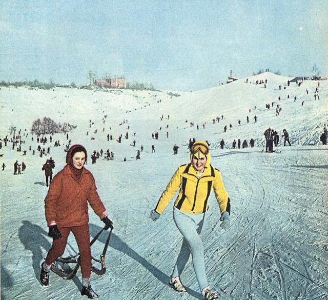 Зимние забавы москвичей