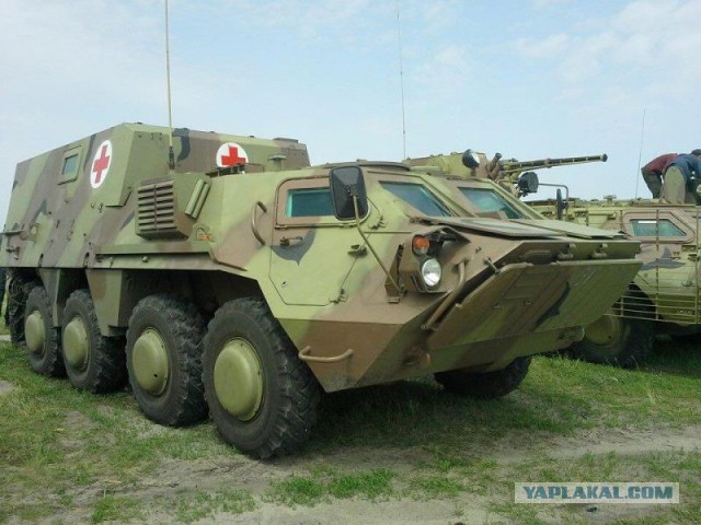 Минздрав планирует разрешить "скорой помощи" таранить мешающие проезду машины