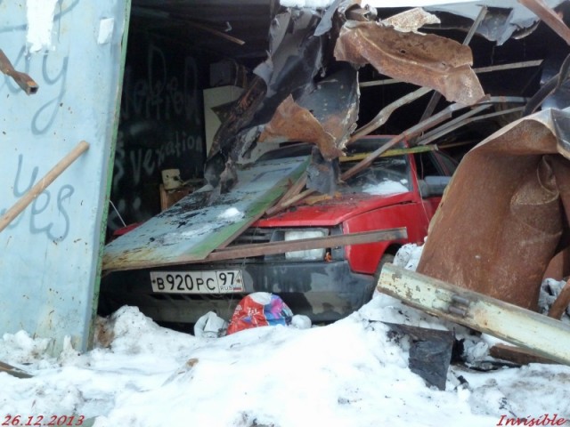 Брошенные автомобили, найденные при сносах московских гаражей