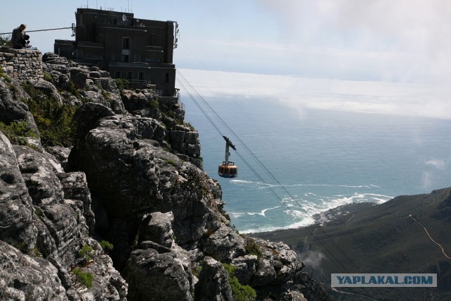 В сети появилось видео с моментом аварии на канатной дороге в Италии в мае