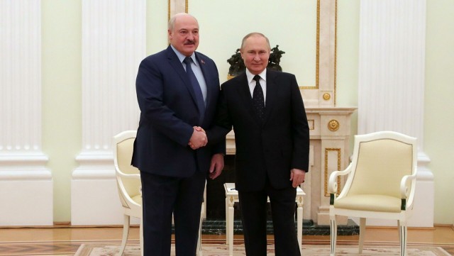 Лукашенко прилетел в Москву на переговоры с Путиным. Итоги встречи