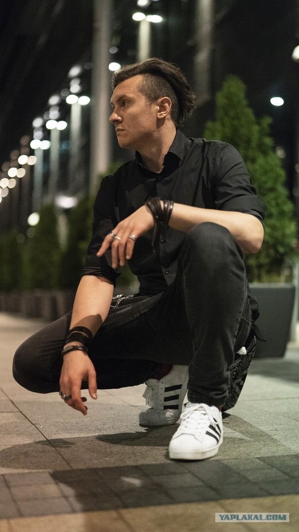 Певец Олег Абрамов (Radio Tapok) попал в ДТП в Московской области