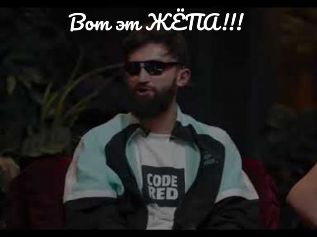 Покупательницы белья в интернет-магазине, которые хотят, чтобы ты им помог примерить