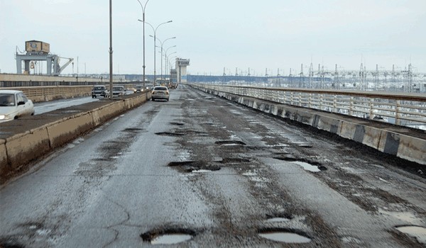 Как строят дороги в России?