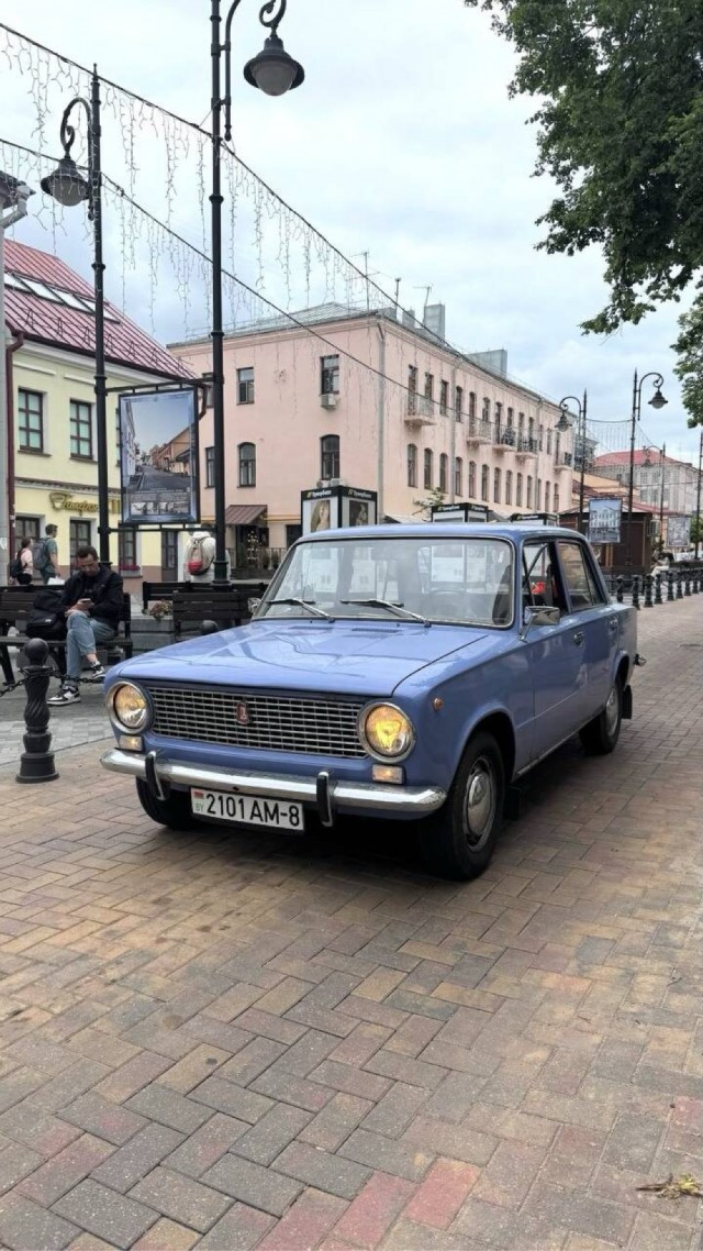 В белорусском каршеринге появилась легендарная «Копейка»: путешествие в прошлое за один клик