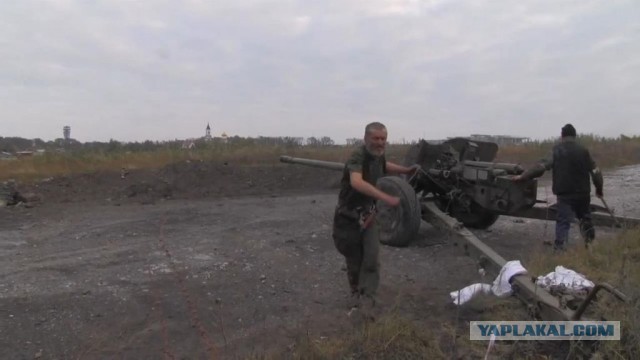 Зачистка аэропорта от войск украинских ВС