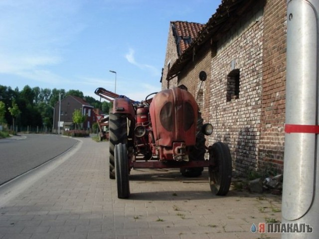 Тракторы, эксковаторы, грузовики
