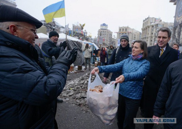 Глава ДНР вручил паспорт гражданина Республики российскому актеру Ивану Охлобыстину