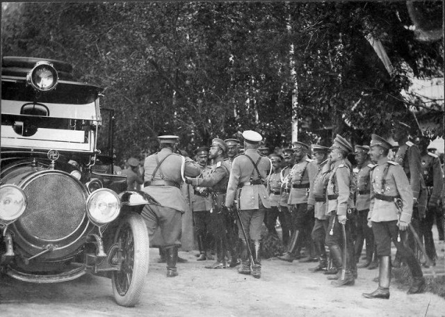 Международная автомобильная выставка в Михайловском манеже. 1913г.