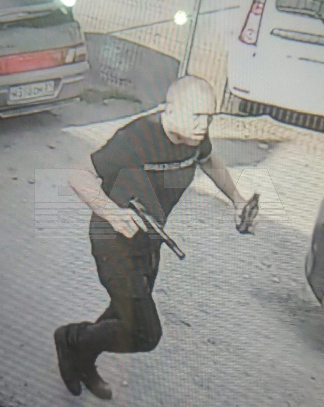 В Воронежской области разыскивают мужчину, который расстрелял нескольких человек из пистолета