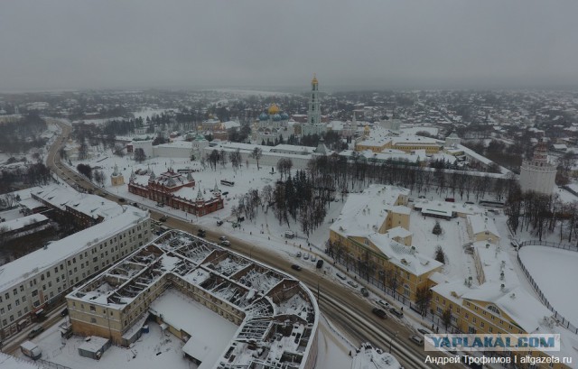 7 млрд на лавру есть. На трубы в городе - нет