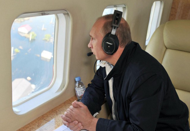 Новости из параллельной реальности: Максим Топилин заявил о беспрецедентном росте зарплат в России