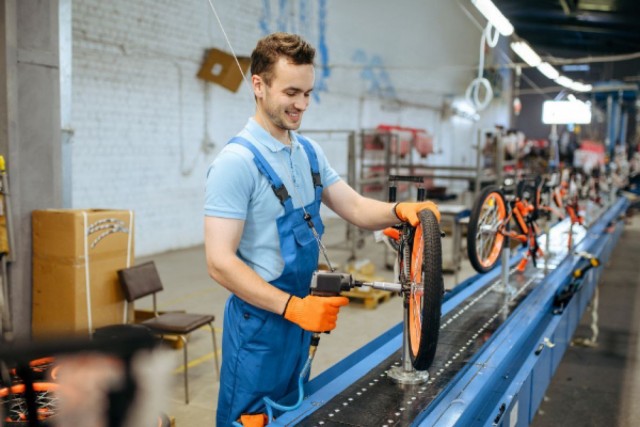 В Германии протестируют четырехдневную рабочую неделю на фоне кризиса