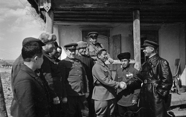 Они сражались за Родину. Фотонаследие Семена Осиповича Фридлянда.