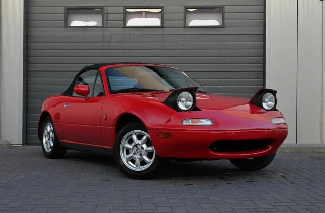 Mazda miata в стиле cyberpunk