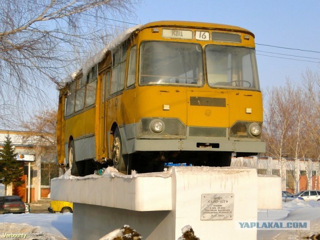 Мать твою! Это же ЛиАЗ 677