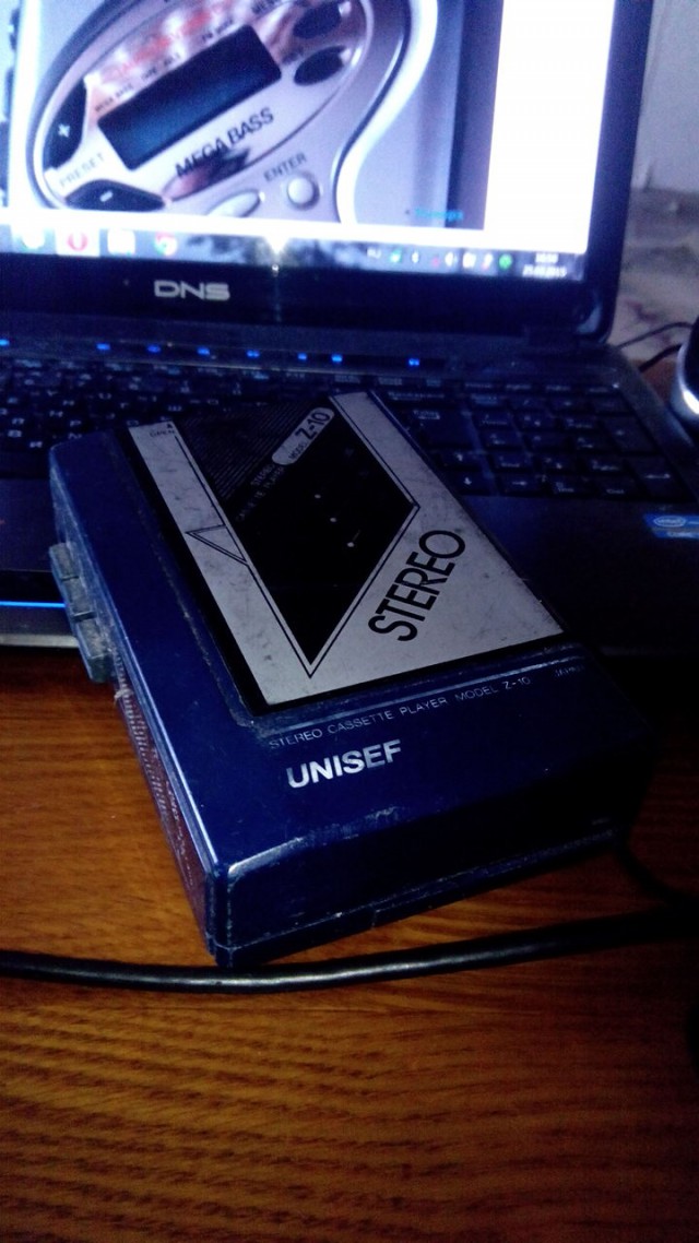 Отзыв на старый кассетный плеер Sony Walkman