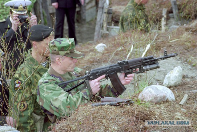 Военные атташе в 61-й бригаде. 2003 год