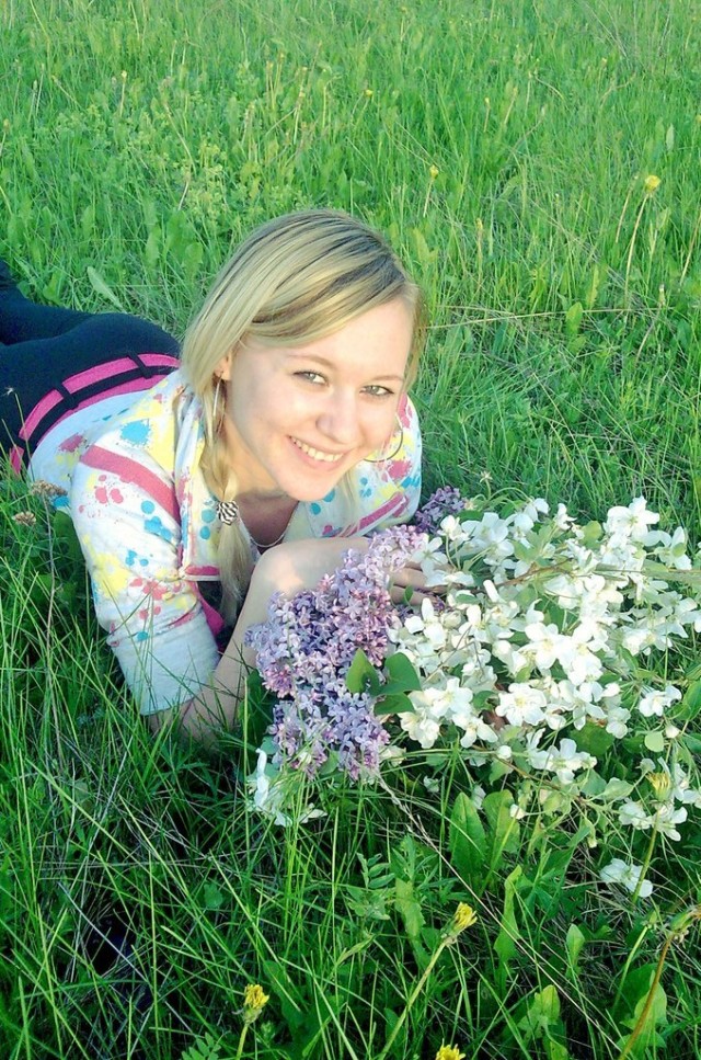 Картинки с девушками на свежем воздухе