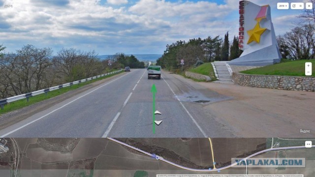 Момент смертельного ДТП под Севастополем. Водитель "Газели" погиб на месте, а водитель Тигуана сломал обе ноги