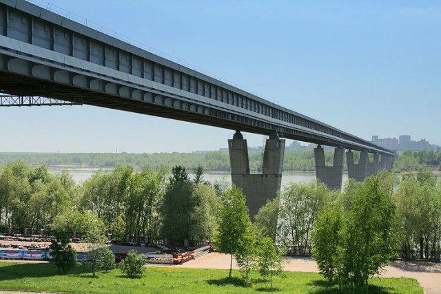 Новосибирское метро - взгляд из кабины машиниста