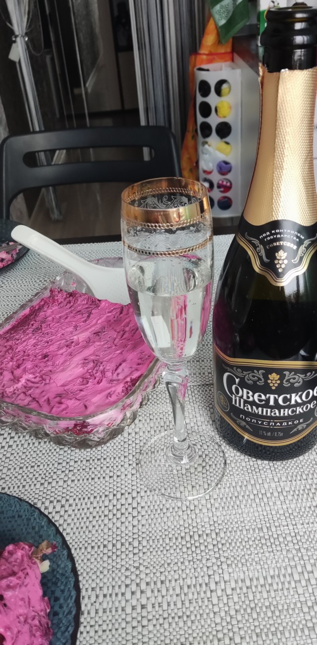 Какой стол, такой и стул!