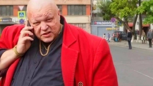А кто ходил в жёваном спортивном костюме в 90-х?