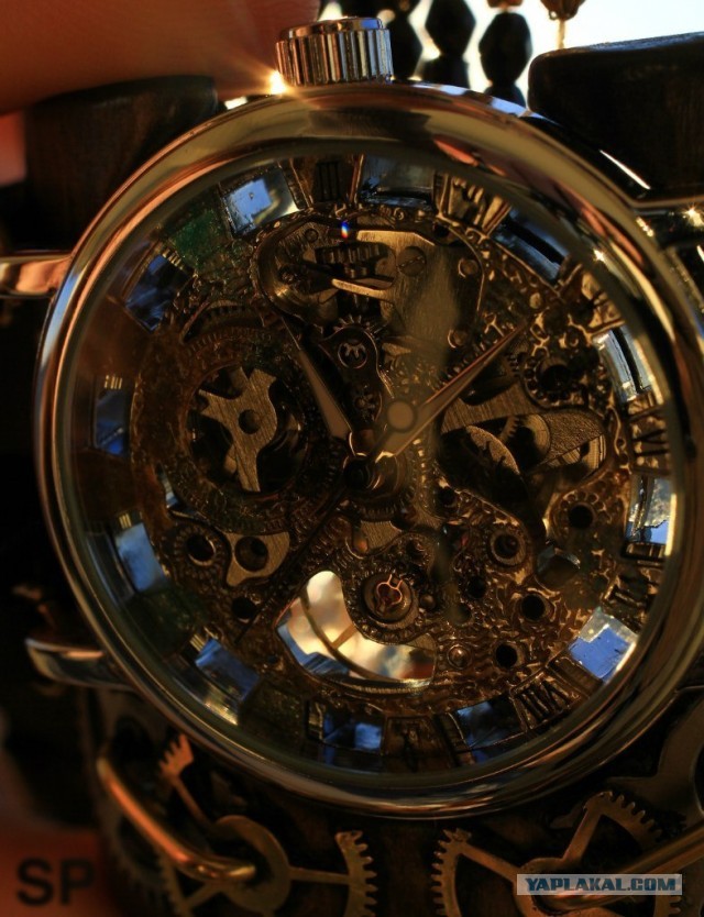 Steampunk'овск часы ручной работы.