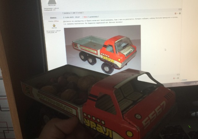 Игрушки СССР. Большие железные грузовики