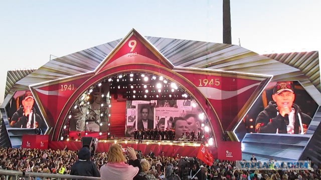 В Брянске девушка станцевала на Звезде на Кургане Бессмертия ради лайков
