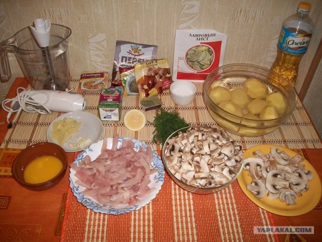 Грибной суп с куриными клёцками