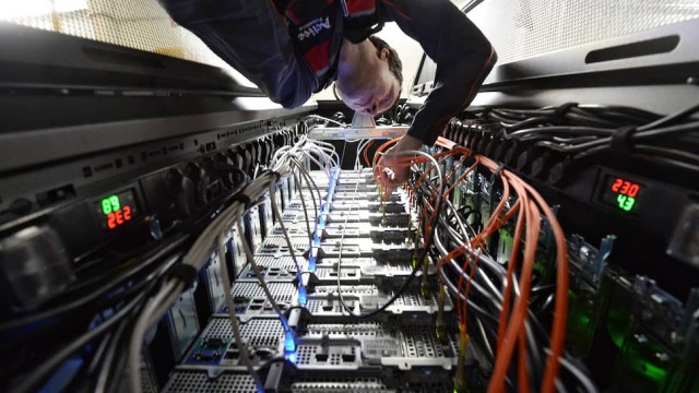 Интернет-провайдеров России обяжут до конца года пропускать весь трафик через ТСПУ(технические средства противодействия угрозам)