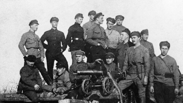 Почему латышских стрелков, охранявших Ленина, в 1937-м объявили шпионами