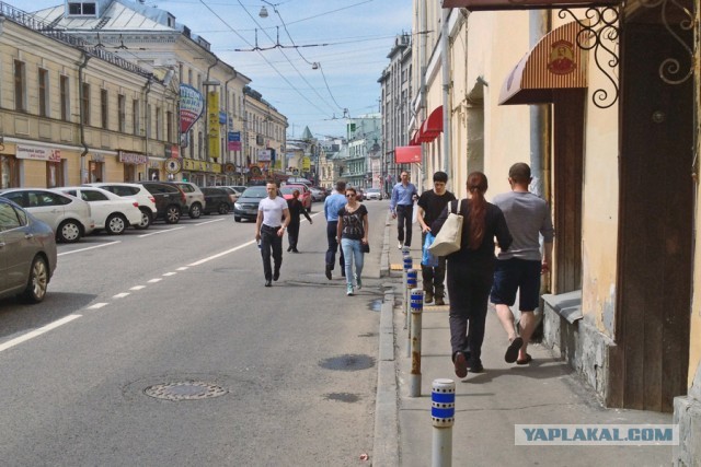 Месть за парковку на тротуаре