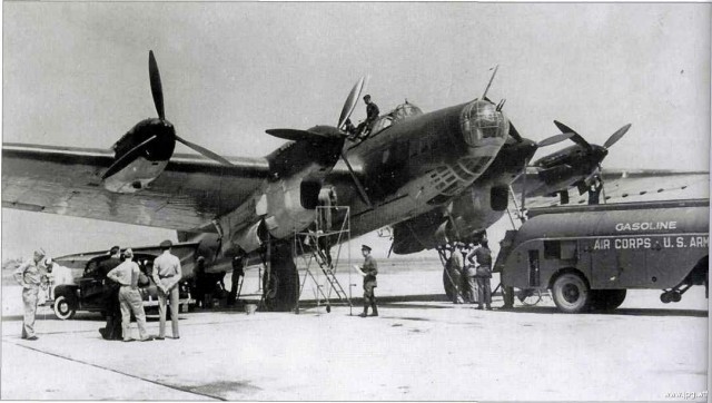 XX век в черно-белой фотографии. Авиация