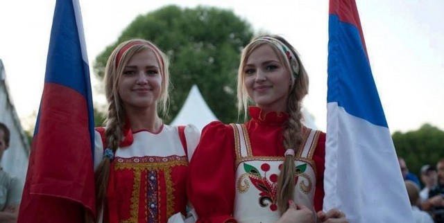 Сербы выступили против вступления в Евросоюз