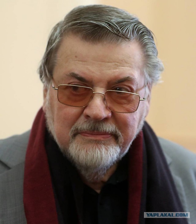Умер Народный артист России, президент Театра сатиры Александр Ширвиндт. Ему было 89 лет