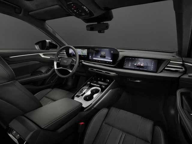 Audi 16 июня представила кросс-универсал A6 Allroad нового (пятого) поколения. Цена новинки - от 77 250 евро (=6,5 млн рублей)