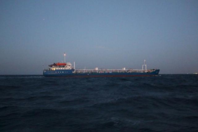 Ливийские исламисты задержали танкер с россиянами