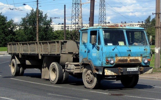 Некоторые прозвища советских грузовых автомобилей и автобусов