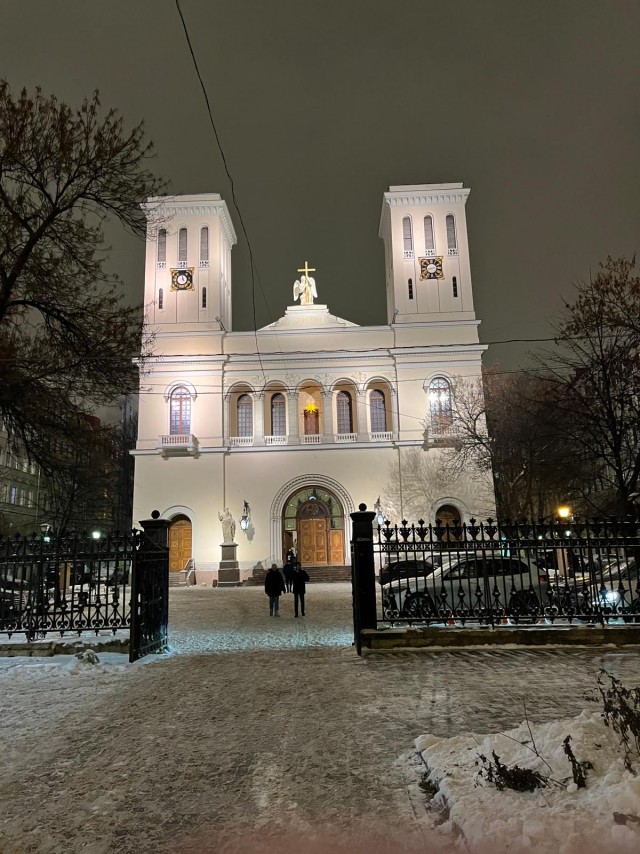 Санкт-Петербурга много не бывает!