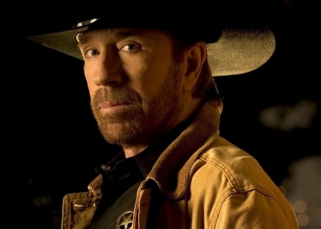 Чак Норрис настолько крут...