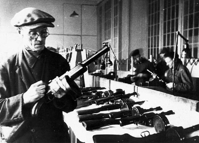Великая Отечественная в фотографиях-13