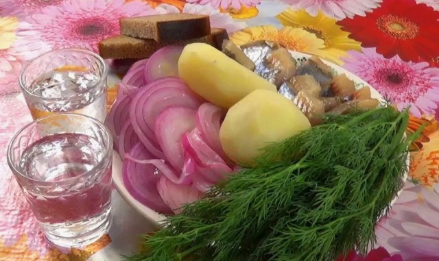 Десятка крайне необычных блюд со всего мира