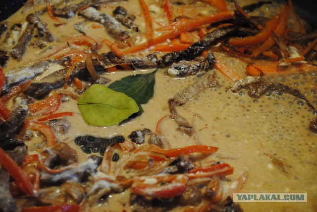 Вкусное обаяние Кулинарии, Повара ЯПа поздравляют милых дам!