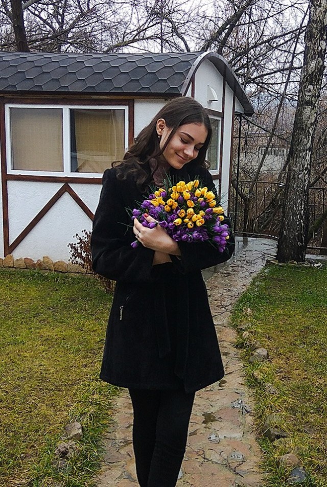 Красотки из социальных сетей