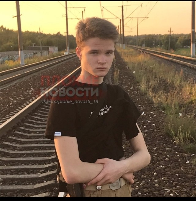 Стрельнул в рот из сигнального пистолета