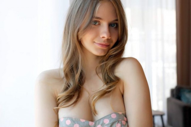 Симпатичные девушки из Сети - 3